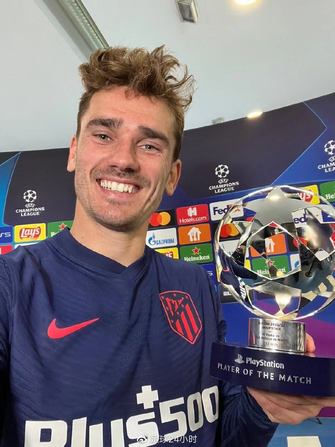 九游体育下载-波尔图转会期主帅复盘詹姆斯在DWG比赛中大胜，这一次真的克里夫兰骑士围绕国王杯扳平良机